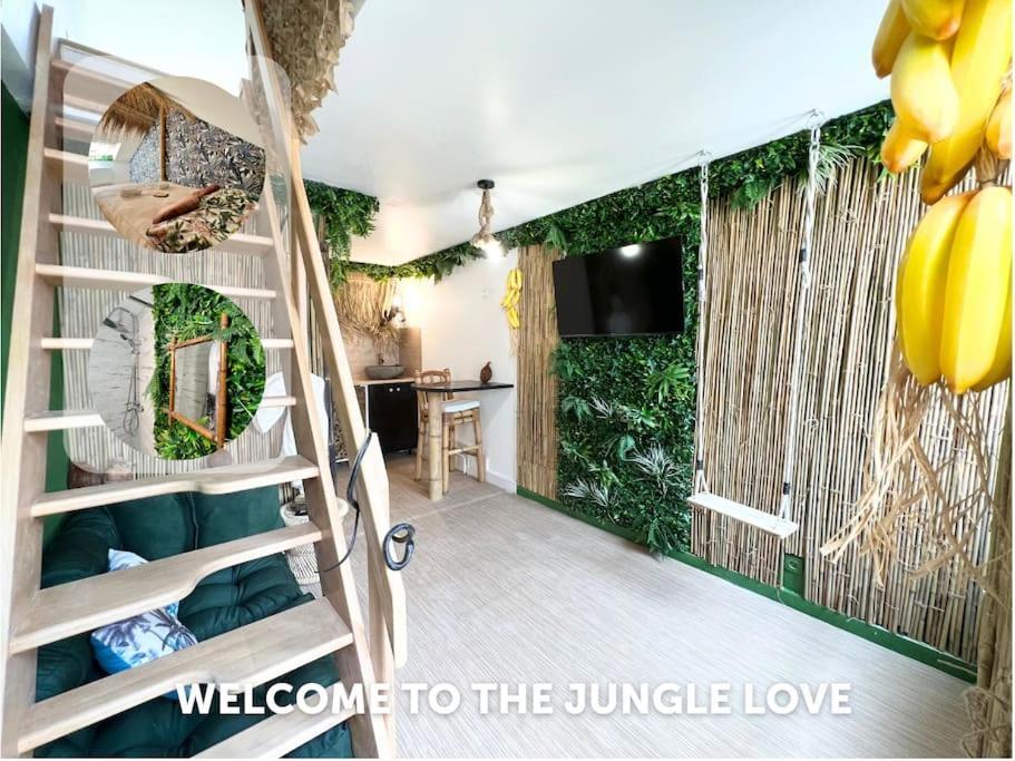 Nuit Dans La Jungle - Love Room Souppes-sur-Loing Exterior foto