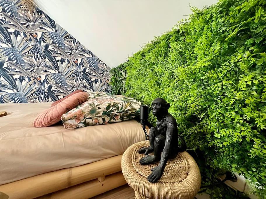 Nuit Dans La Jungle - Love Room Souppes-sur-Loing Exterior foto